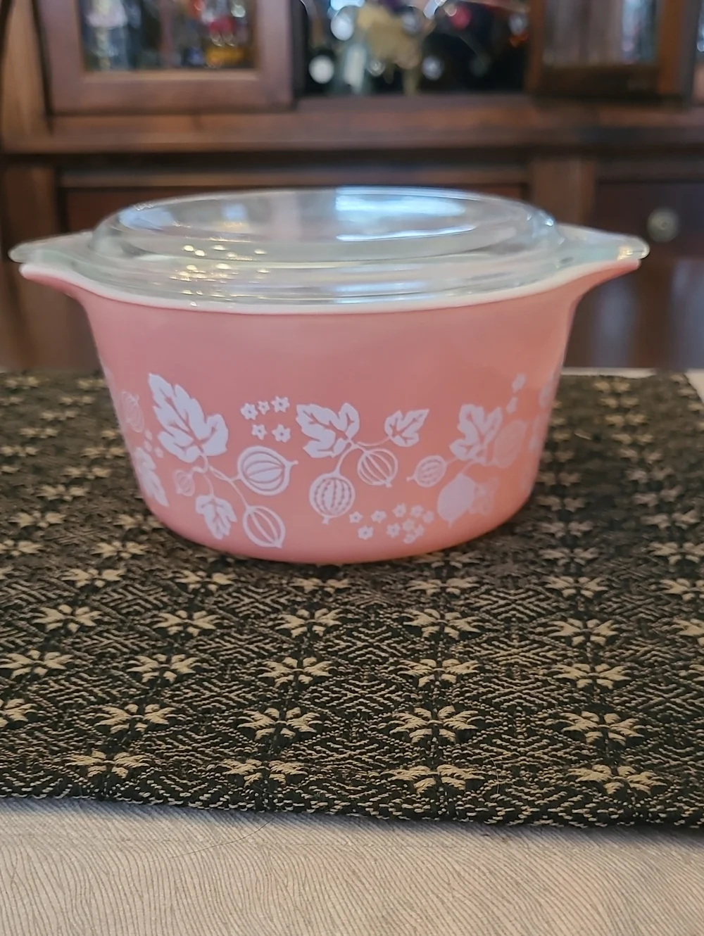 Vintage PYREX Pink Gooseberry #473 - 1 Qt Casserole Dish with Lid USA Like New!!